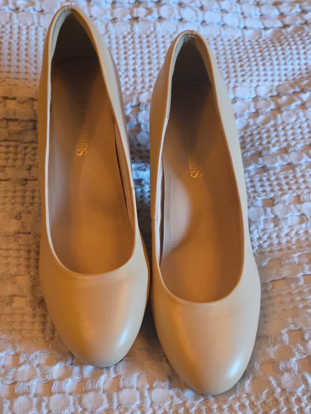Dream Pairs Beige Round-Toe Pumps